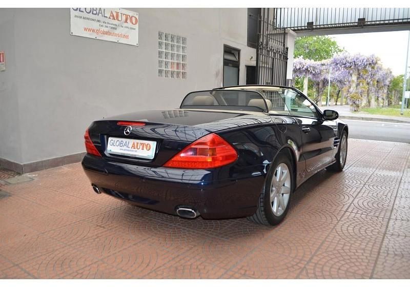 Usata Mercedes SL500 306 CV (225 kW) 2002 Blu Cabrio