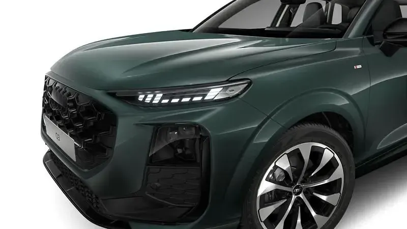 Nuova Audi Q3 S-Line 150 CV (110 kW) 2026 Verde SUV