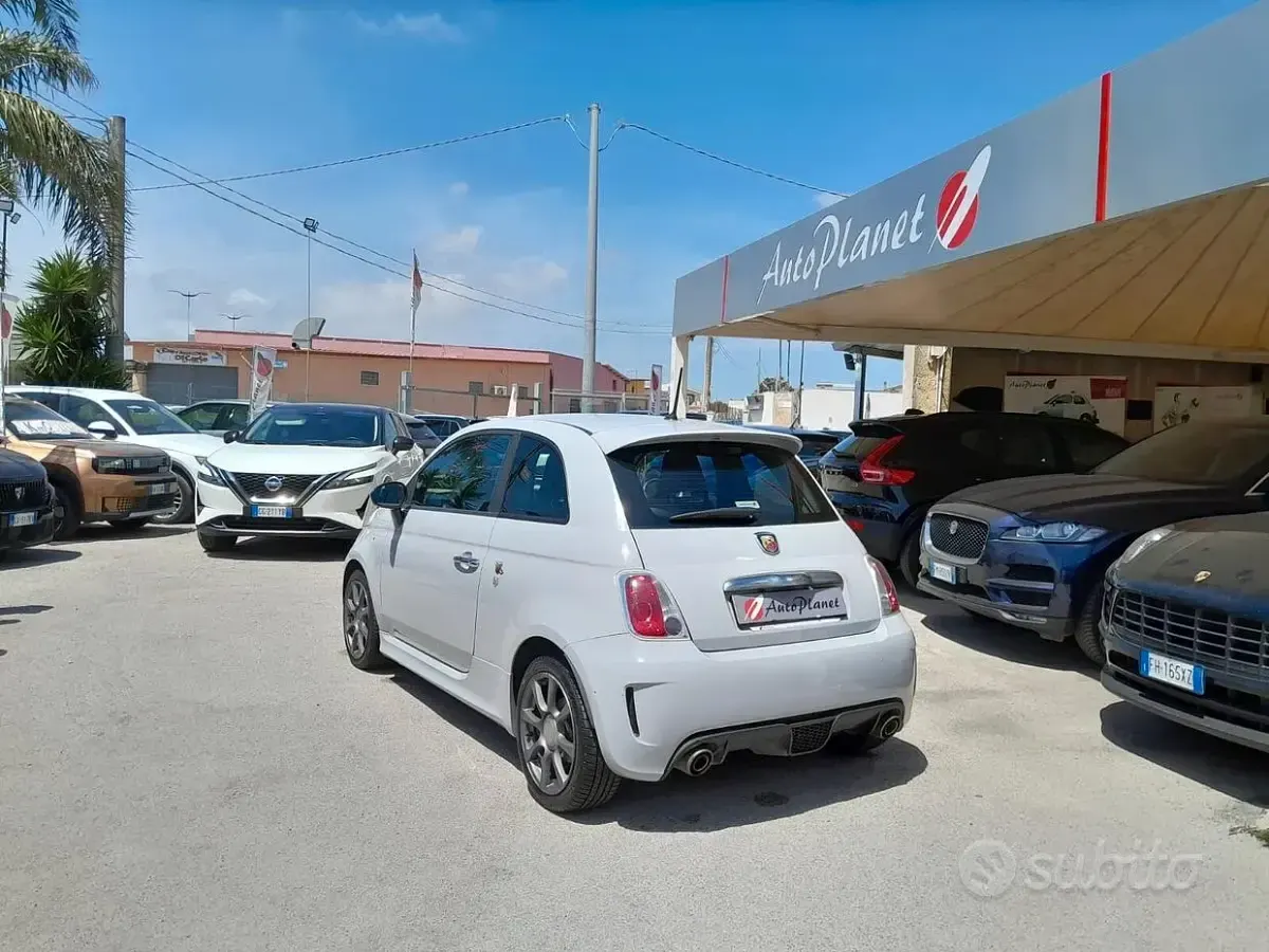 Usata Abarth 595 140 CV (102 kW) 2016 Bianco Berlina