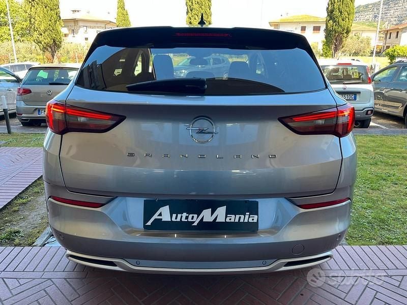Usata Opel Grandland X Business Elegance 131 CV (96 kW) 2023 Grigio SUV