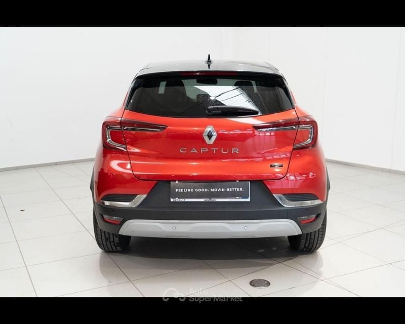 Usata Renault Captur Techno 94 CV (69 kW) 2023 Rosso SUV