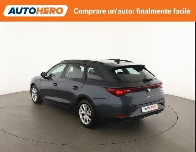 Usata Seat Leon Style 110 CV (80 kW) 2022 Blu Station wagon