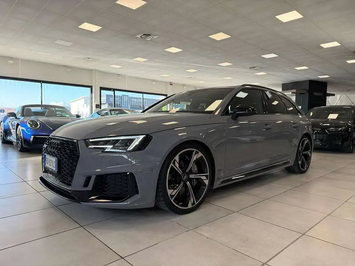 Usata Audi RS4 Ambiente 450 CV (330 kW) 2019 Grigio Station wagon