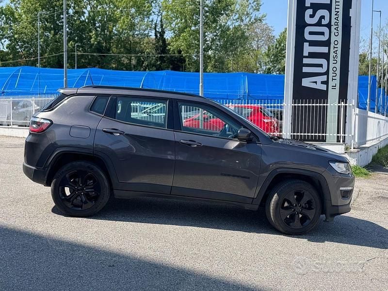 Usata Jeep Compass Night Eagle 140 CV (102 kW) 2019 Nero SUV