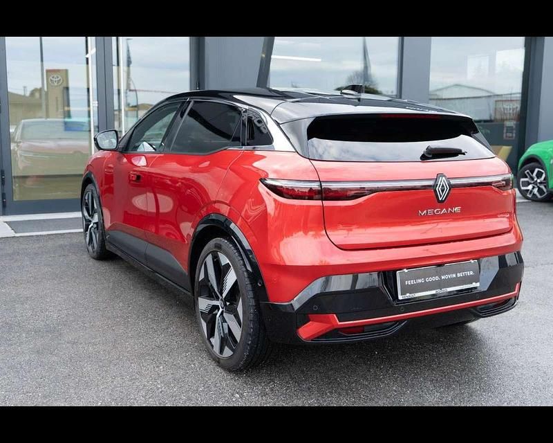 Usata Renault Megane E-Tech Equilibre 55 kW (75 CV) 2022 Rosso Station wagon