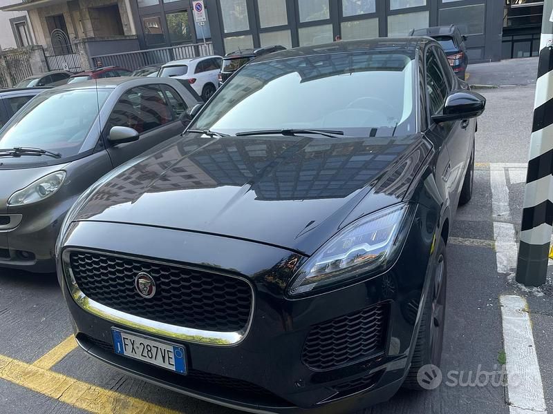 Nero Usata 2019 Jaguar E-Pace SUV | 12.900 € - Immagine 1/4
