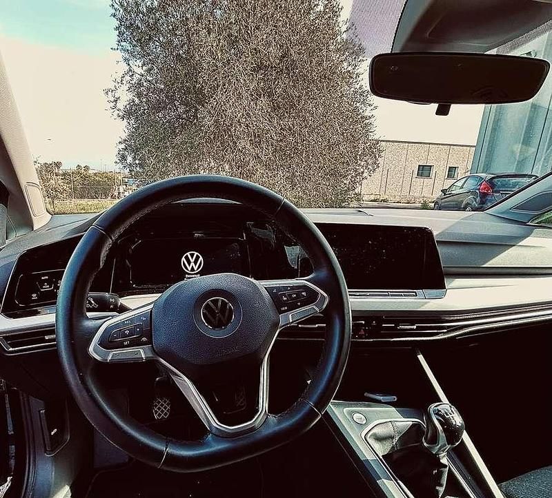 Usata VW Golf VIII Life 150 CV (110 kW) 2020 Nero Berlina