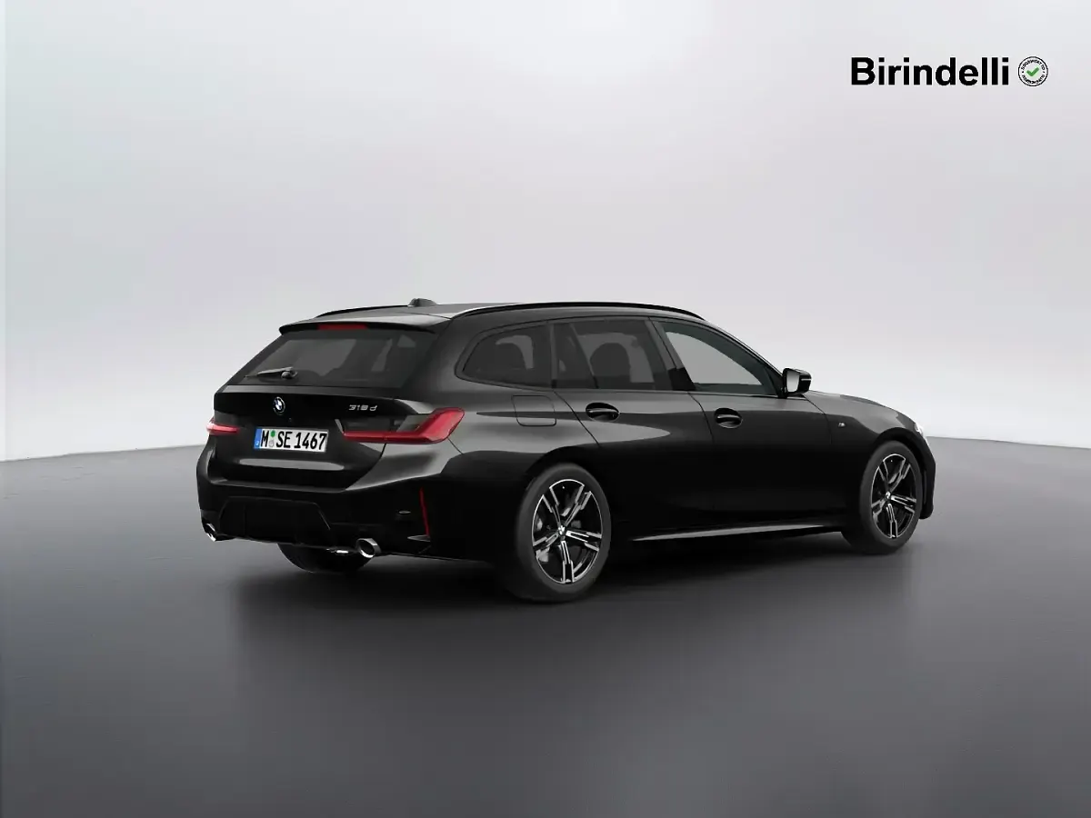 Usata BMW 318 M Sport 2025 Black sapphire metallizzato Station wagon