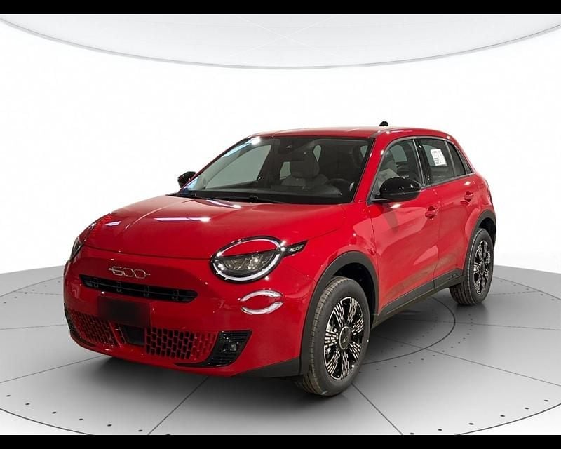 Nuova Fiat 600 Icon 136 CV (100 kW) 2025 Rosso passione SUV