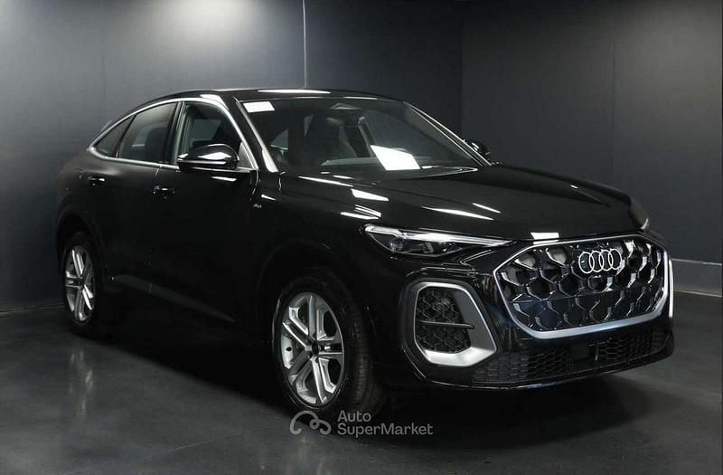 Nuova Audi Q5 S-Line 204 CV (150 kW) 2026 Nero SUV