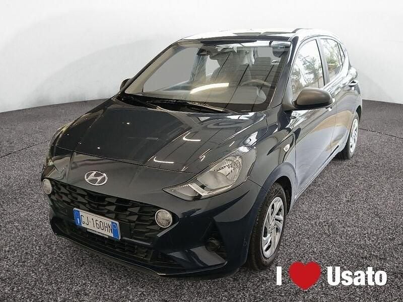 Grigio Usata 2022 Hyundai i10 Advanced Plus Due volumi | 11.500 € (Buon prezzo) - Immagine 1/4