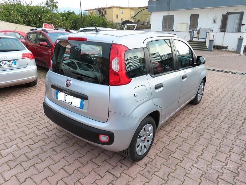 Usata Fiat Panda 69 CV (50 kW) 2017 Grigio Utilitaria