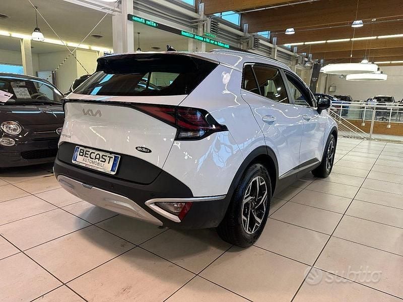 Occasion Kia Sportage 136 ch (100 kW) 2024 Blanc SUV