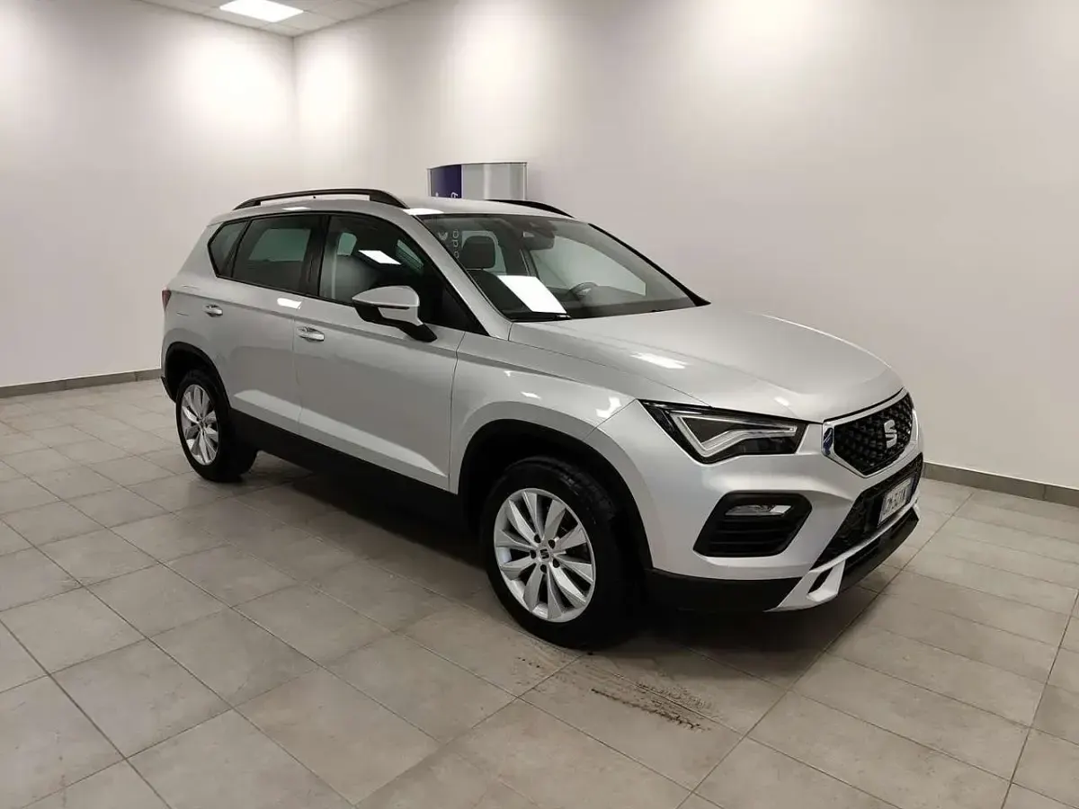 Usata Seat Ateca 150 CV (110 kW) 2023 Argento SUV
