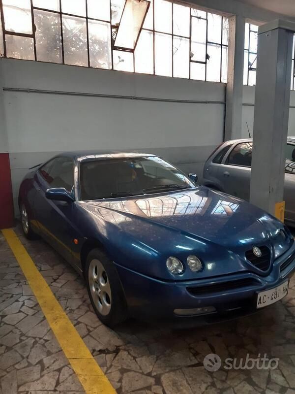 Usata Alfa Romeo GTV 150 CV (110 kW) 1996 Blu Coupé