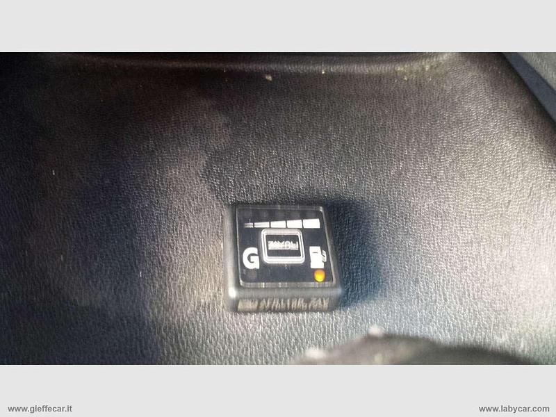 Usata Mini Cooper 75 CV (55 kW) 2010 Nero Utilitaria