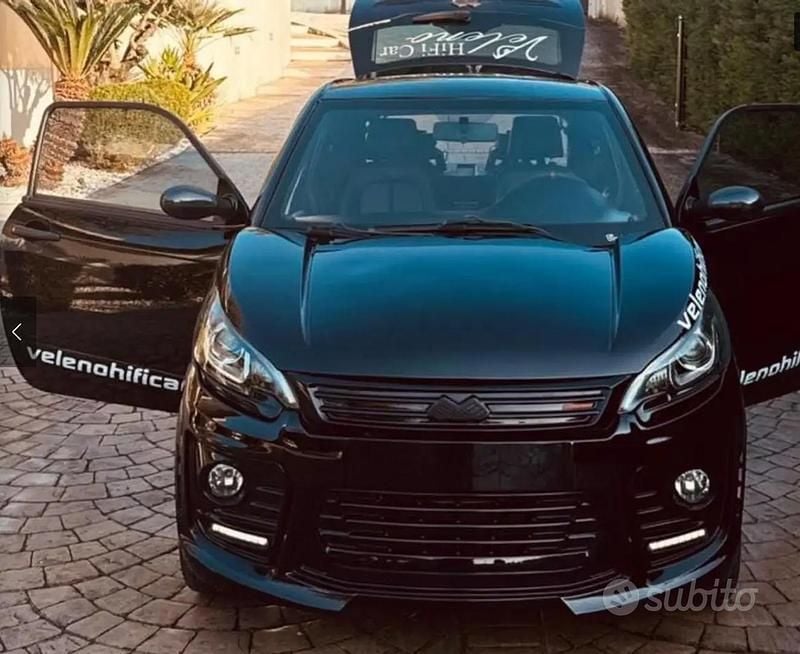 Nero Usata 2020 Ligier JS50 Due volumi | 8900 € (Buon prezzo) - Immagine 1/4