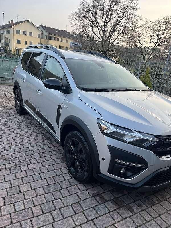 Usata 2022 Dacia Jogger Extreme Monovolume | 14.500 € (Ottimo prezzo) - Immagine 1/4