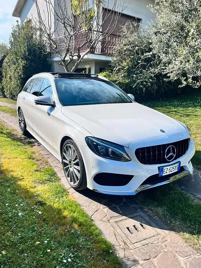 Usata Mercedes C180 Premium 156 CV (114 kW) 2015 Bianco Station wagon