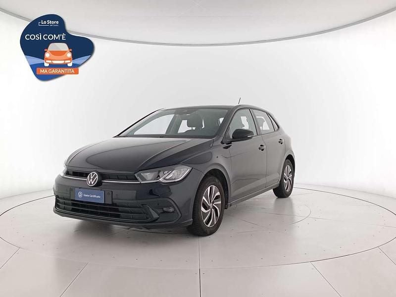 Deep black perlato Usata 2023 VW Polo Life Tre volumi | 18.000 € (Buon prezzo) - Immagine 1/4