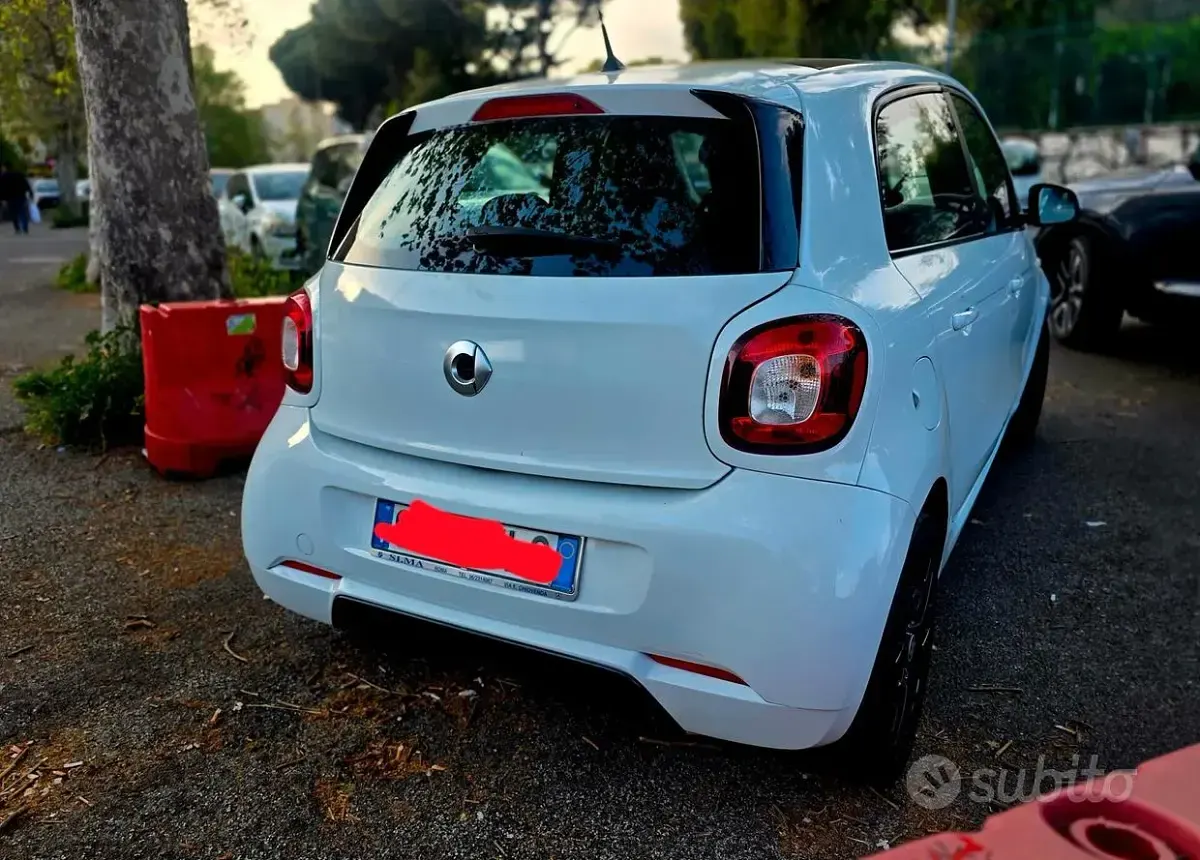 Usata Smart ForFour Superpassion 71 CV (52 kW) 2019 Bianco Utilitaria
