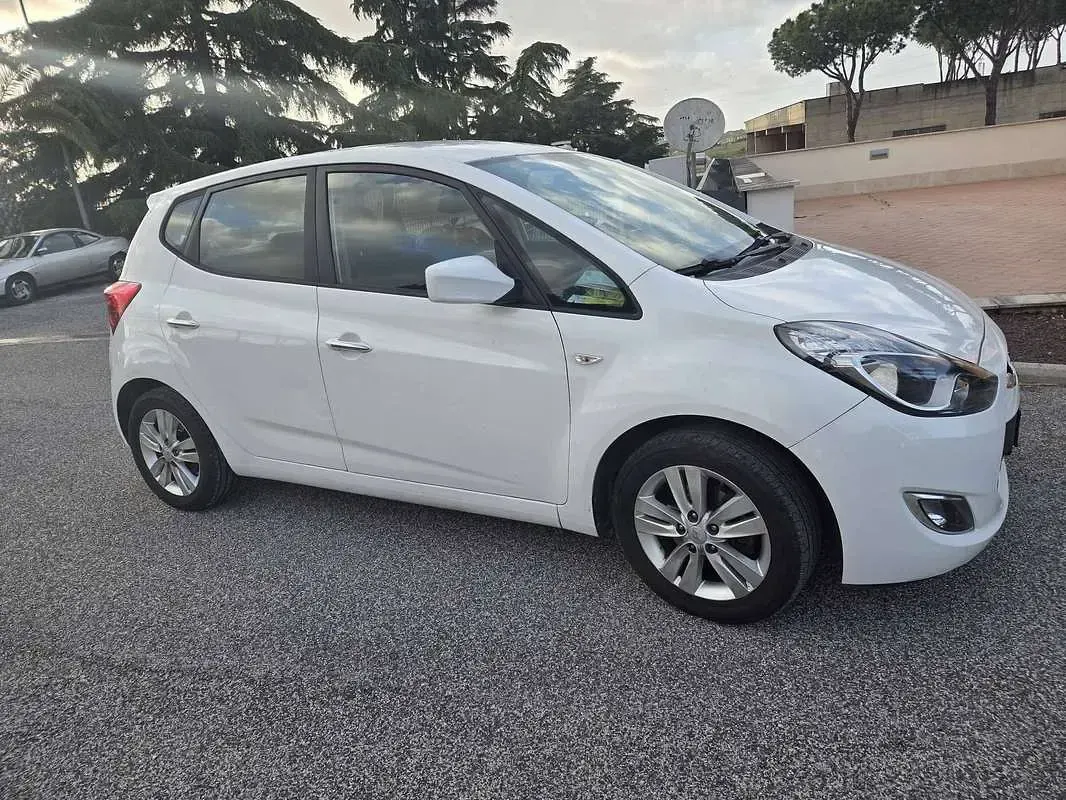 Usata Hyundai ix20 Style 90 CV (66 kW) 2014 Bianco Utilitaria