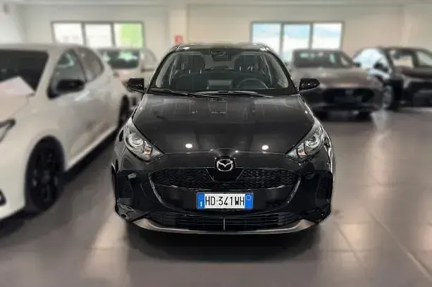 Nuova Mazda 2 116 CV (85 kW) 2026 Opera black Utilitaria
