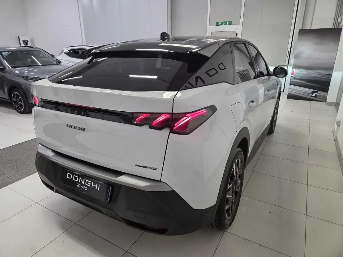 Usata Peugeot 3008 GT 136 CV (100 kW) 2025 Okenite SUV