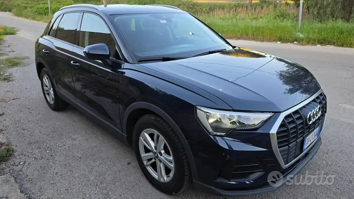 Usata Audi Q3 Comfort 150 CV (110 kW) 2020 Blu SUV