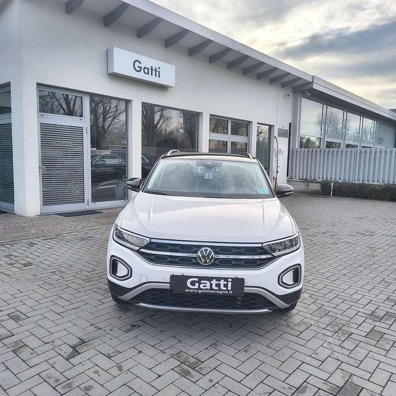 Usata VW T-Roc Style 150 CV (110 kW) 2024 Bianco tetto nero SUV