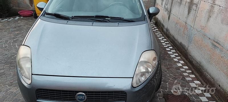 Usata Fiat Grande Punto Dynamic 75 CV (55 kW) 2006 Utilitaria