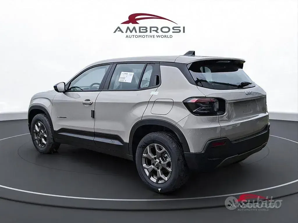 Ny Jeep Avenger Longitude 101 HK (74 kW) 2026 Grå SUV