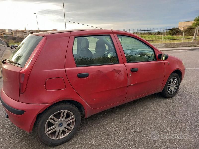 Usata Fiat Punto 2003 Utilitaria