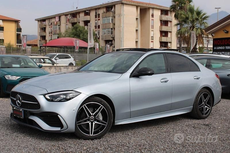 Usata Mercedes C220 AMG line 200 CV (147 kW) 2024 Grigio Berlina