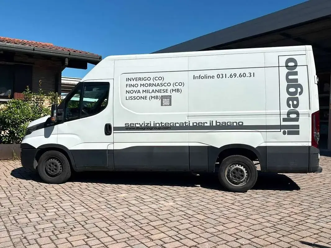 Usata Iveco Daily 156 CV (114 kW) 2017 Bianco Furgone