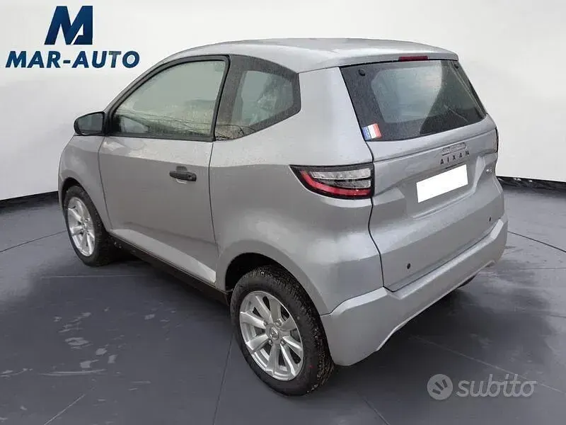 Nuova Aixam City 2026 Grigio Berlina