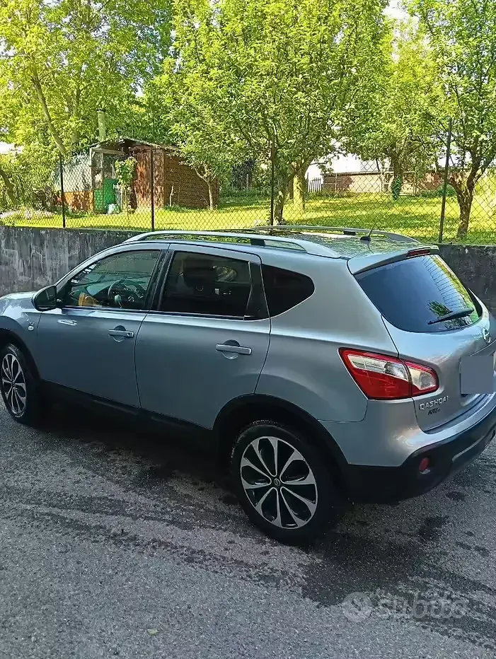 Usata Nissan Qashqai 2012 Grigio SUV