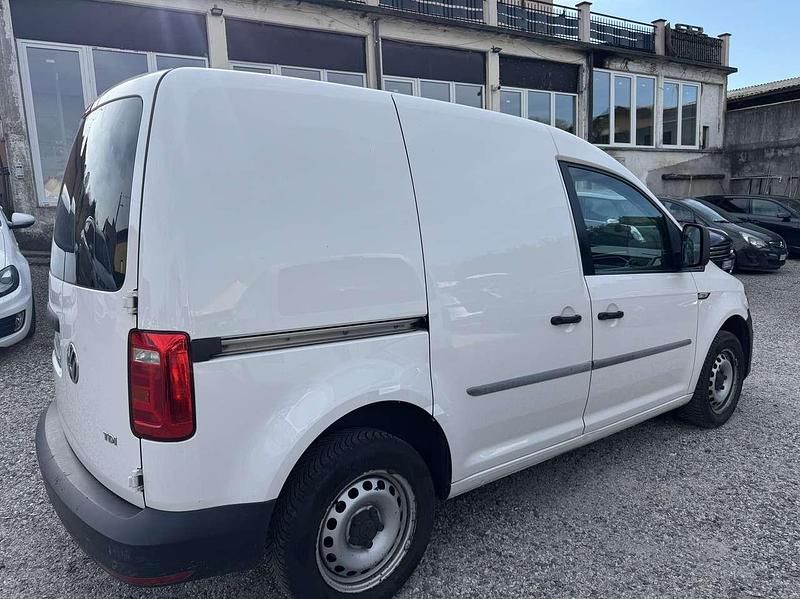 Käytetty VW Caddy 102 HP (75 kW) 2017 Other Tila-auto