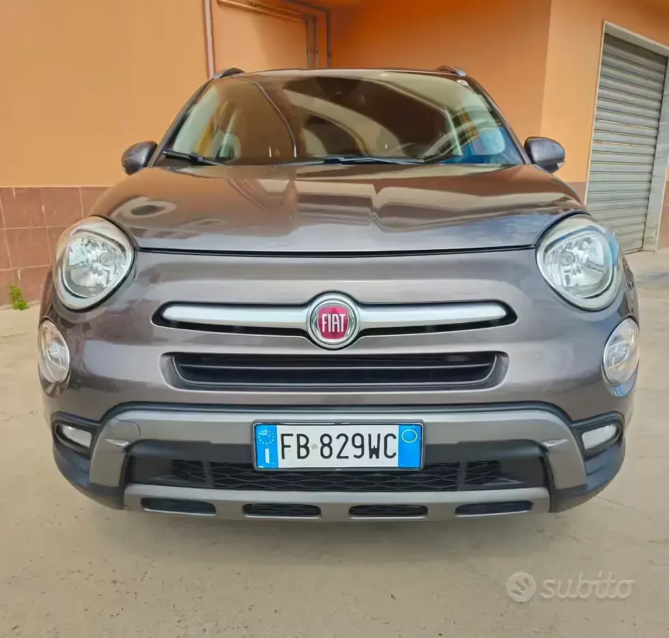 Usata Fiat 500X Cross Plus 140 CV (102 kW) 2016 Marrone SUV