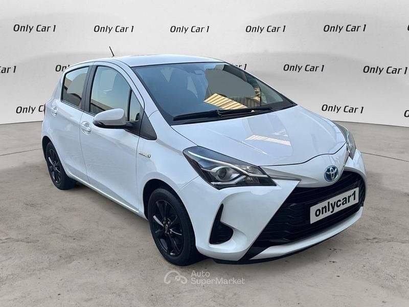 Bianco Usata 2019 Toyota Yaris Hybrid Business Edition Tre volumi | 8900 € (Super prezzo) - Immagine 1/4