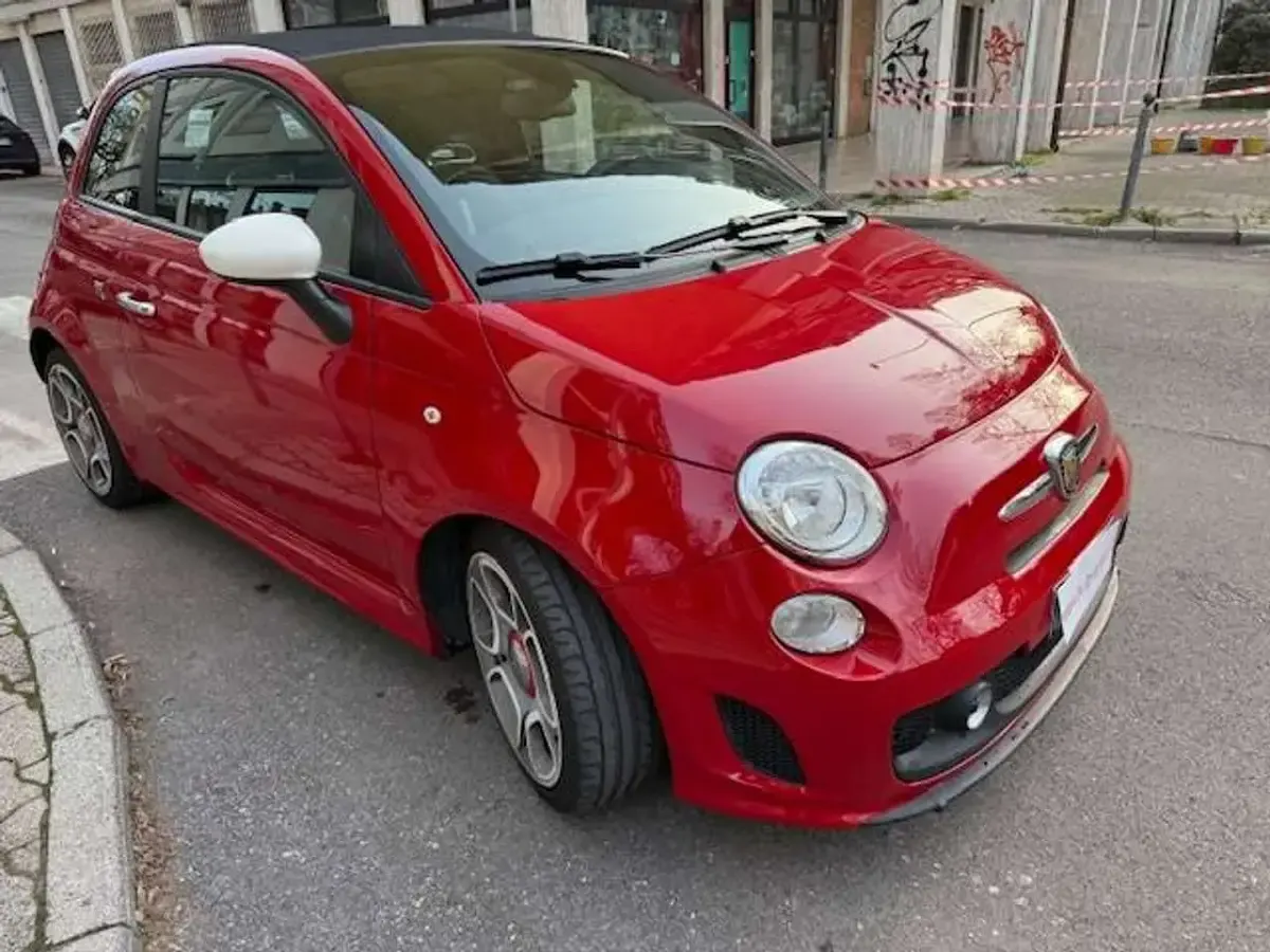 Usata Abarth 595C 140 CV (102 kW) 2013 Rosso Cabrio