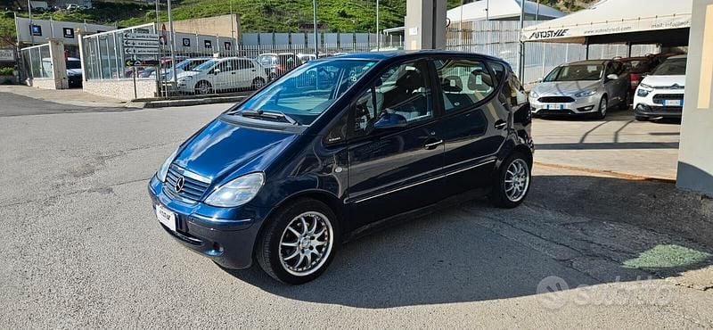 Usata Mercedes A170 Elegance 95 CV (69 kW) 2001 Blu Berlina