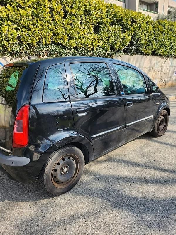 Usata Lancia Musa 90 CV (66 kW) 2007 Nero Monovolume