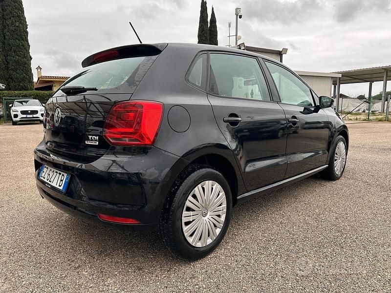 Begagnad VW Polo 90 HK (66 kW) 2015 Svart Sedan