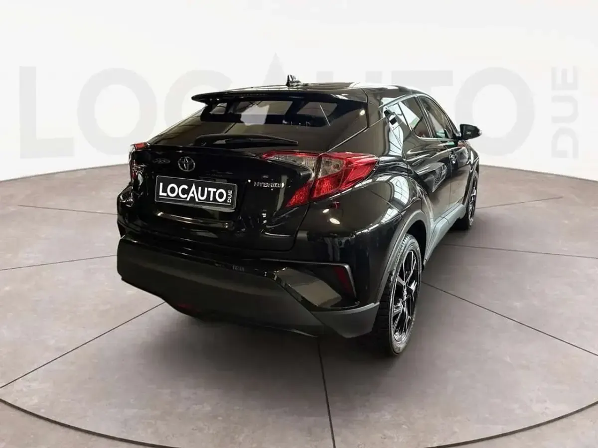 Usata Toyota C-HR Trend 122 CV (89 kW) 2019 Nero SUV
