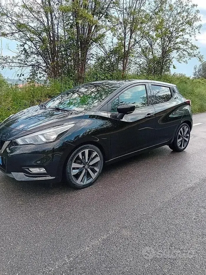 Gebraucht Nissan Micra 90 PS (66 kW) 2018 Schwarz Kleinwagen