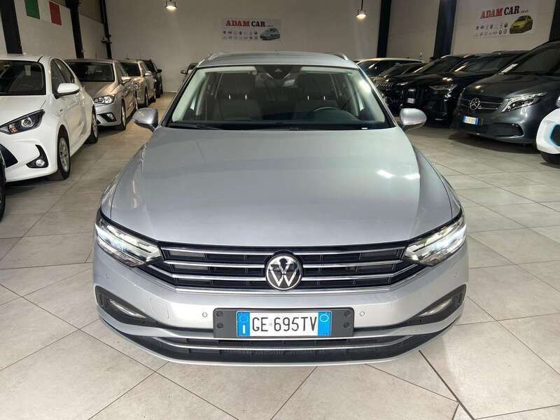 Argento Usata 2021 VW Passat Business Station wagon | 13.950 € (Super prezzo) - Immagine 1/4