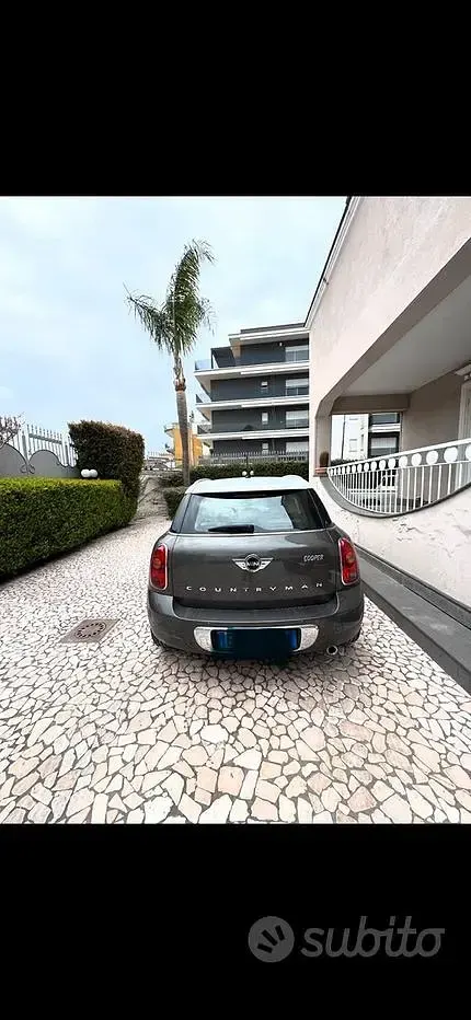 Usata Mini Countryman 111 CV (81 kW) 2010 Grigio SUV