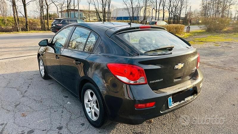 Usata Chevrolet Cruze LT 124 CV (91 kW) 2011 Nero Berlina