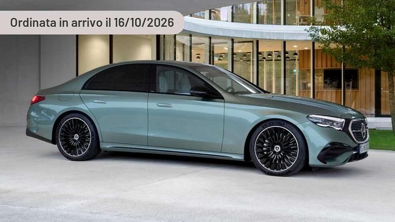 Nuova Mercedes E300 Advanced 313 CV (230 kW) 2026 Argento Berlina